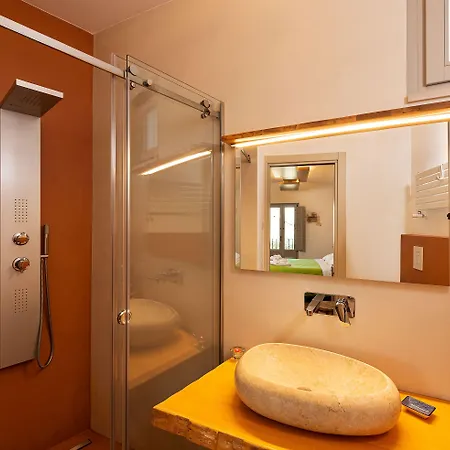 Trulli In Corte Guest house 2*