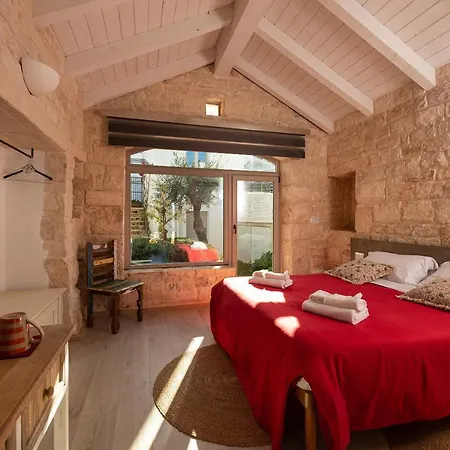 Trulli In Corte Penzion 2*